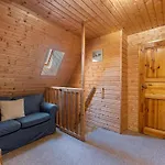 I By Interhome *