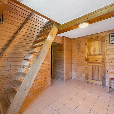 I By Interhome